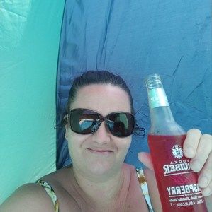 Meet your Posher, Claire